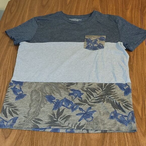 American Eagle Outfitters Shirt sz Medium - Picture 1 of 4